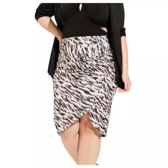 Torrid Plus Size 2 2X Studio Knit Side Knot Faux Wrap Zebra Print Skirt - Picture 1 of 10